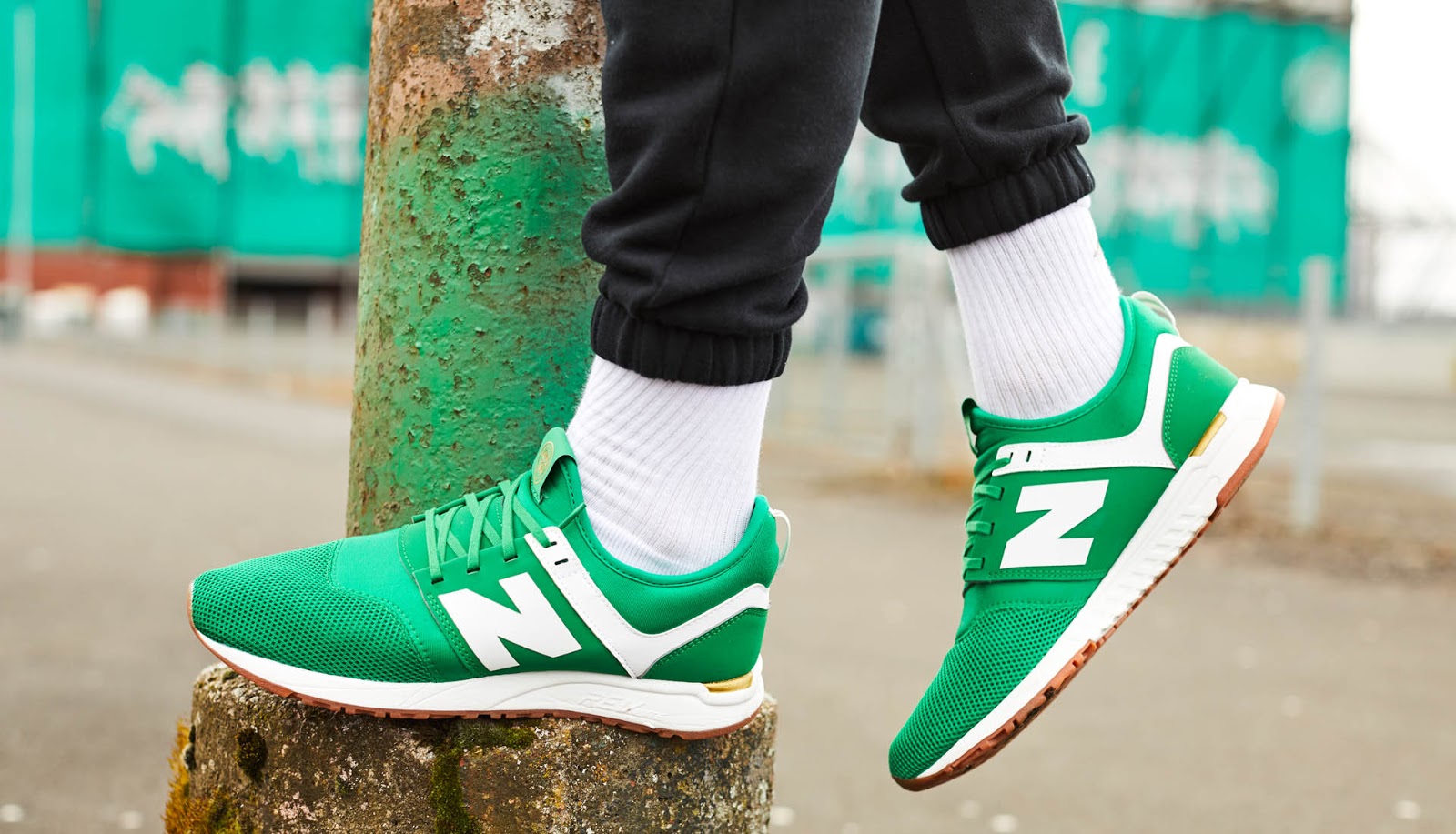 Nb 247 trainers hotsell